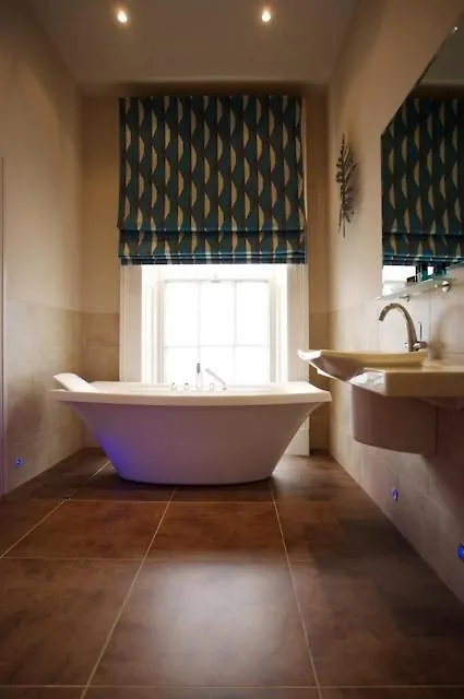 The George Hotel & Monty'S Cheltenham 3*,  United Kingdom