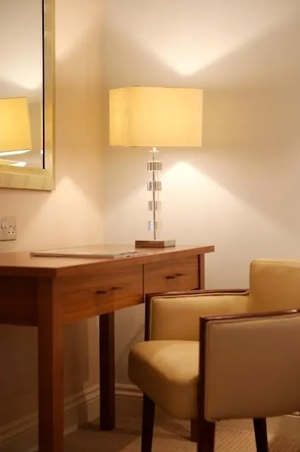***  The George Hotel & Monty'S Cheltenham United Kingdom