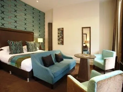 The George Hotel & Monty'S Cheltenham