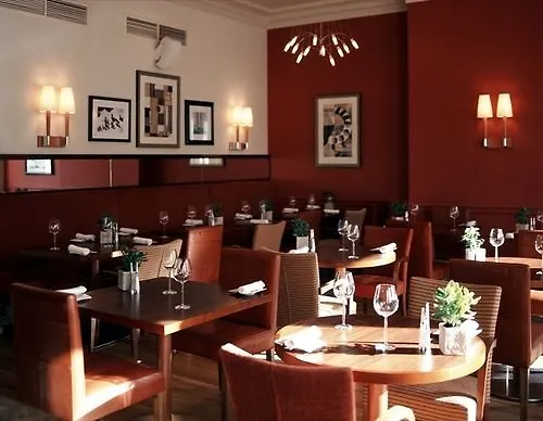 The George Hotel & Monty'S Cheltenham